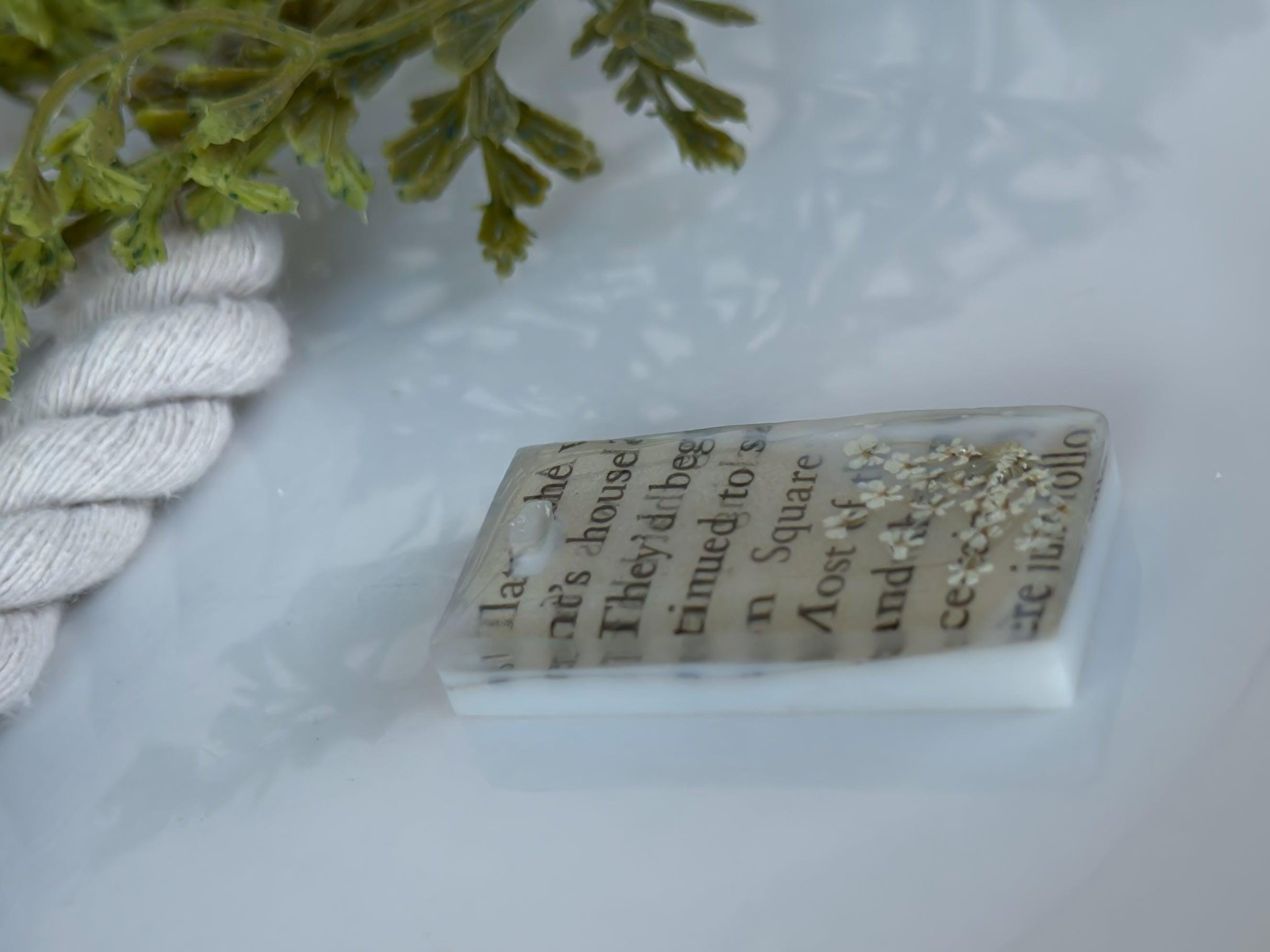 Rectangular Pendant – Book Script & Delicate White Flower - Thumbnail 2