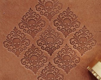 Gothic Skull Pattern B338