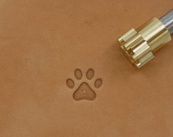 Dog Paw B206