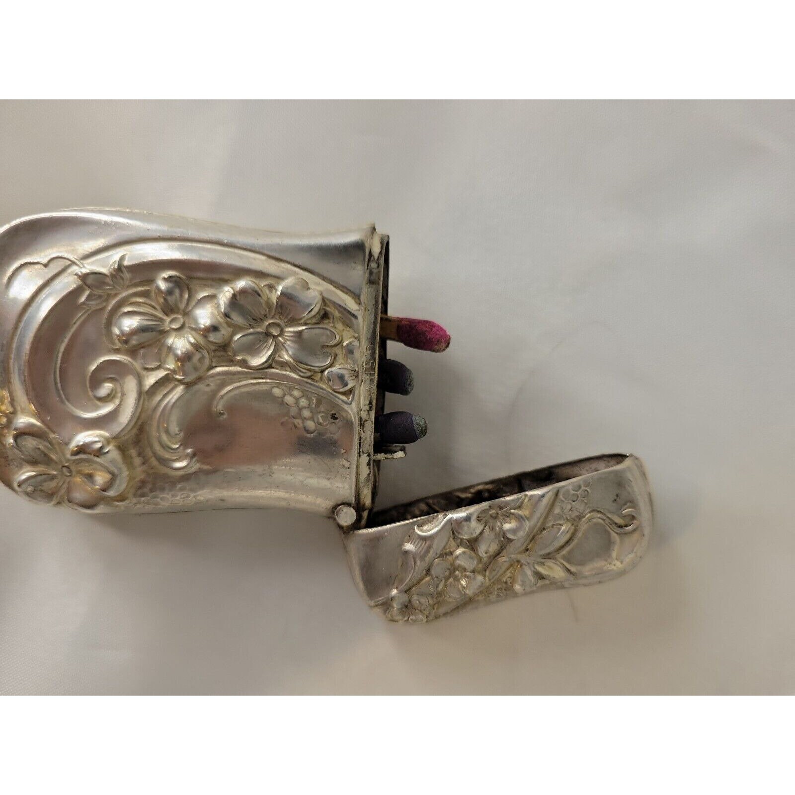 Victorian Nouveau Match Safe Vesta Case Sterling Silver Raised Relief ...