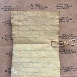 Carnet/Journal en papier teint au café jaune fait à la main (taille du voyageur passeport)