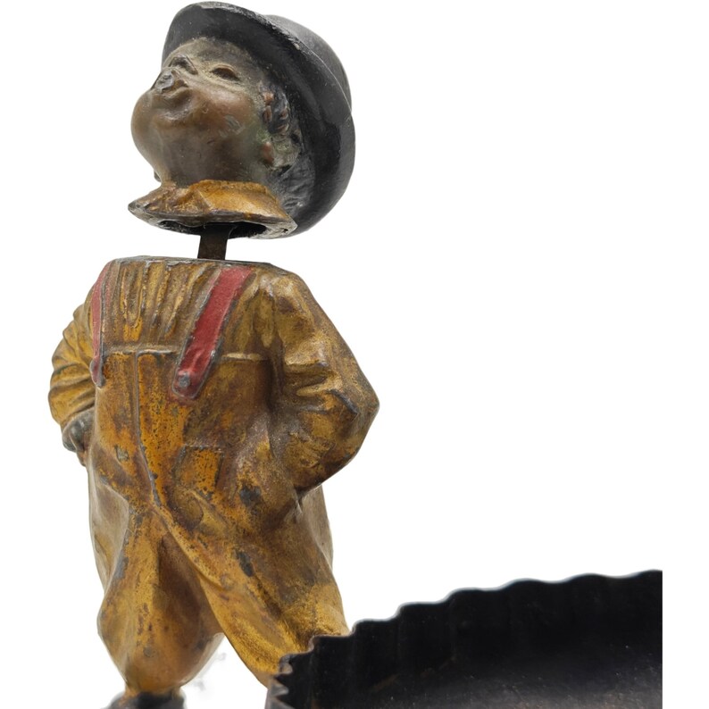 Cenicero antiguo de hombre con cabeza oscilante de bronce orientalista pintado en frío imagen 2