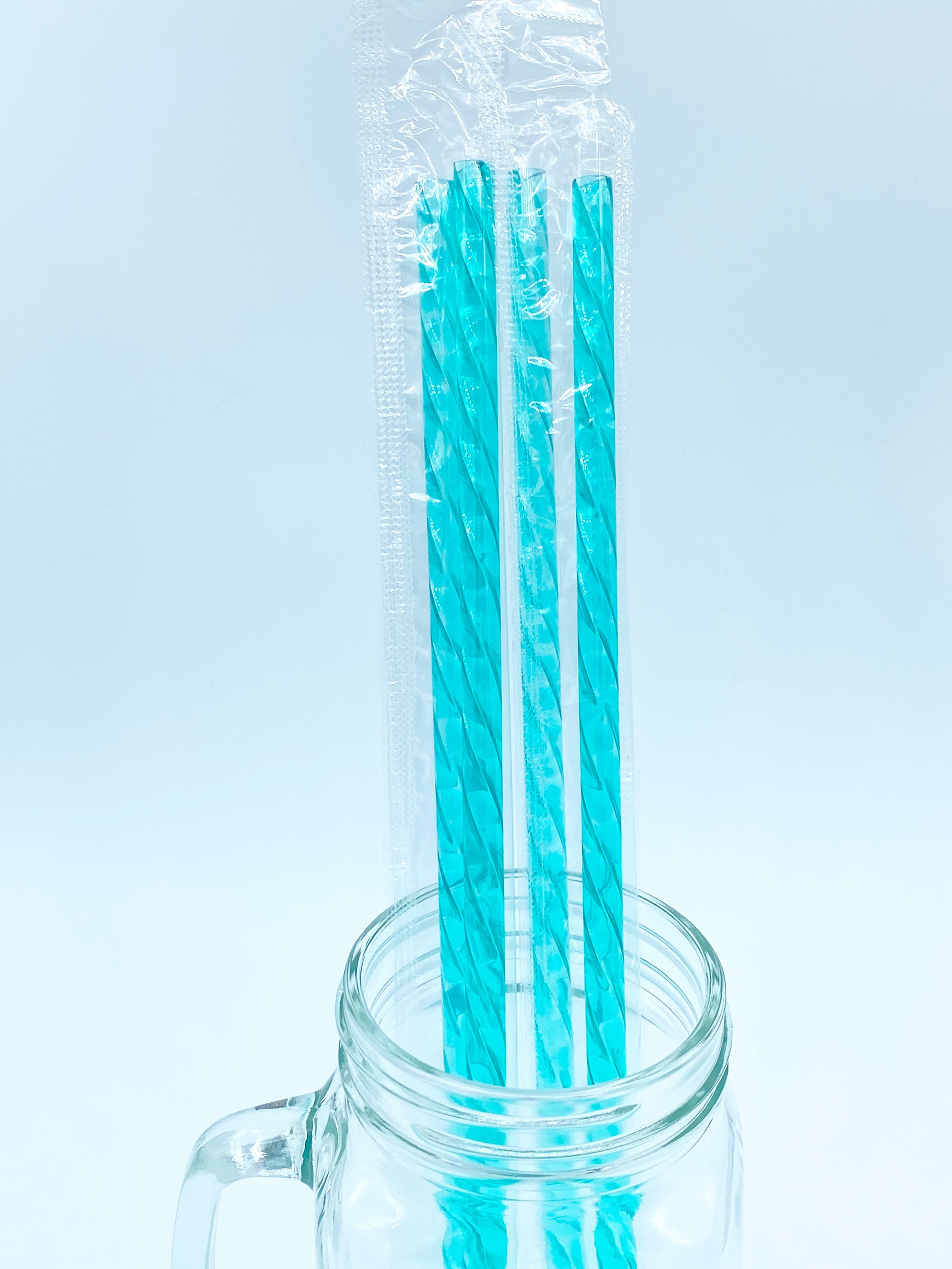  Frozen Snowflake Straws (25 Pack) - Christmas Straws, Teal  Green Blue Paper Straws, Winter Snow Flakes Party Supplies : Health &  Household