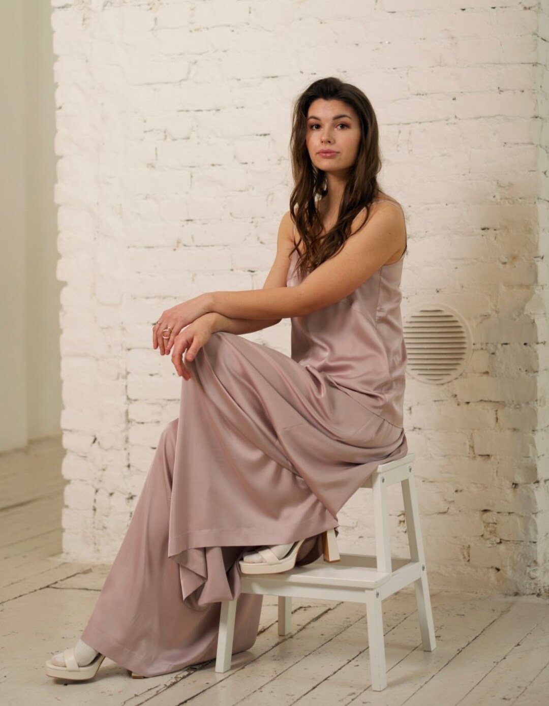 BELAMINA ROSE SATIN PLEATED PALAZZO TROUSER SET