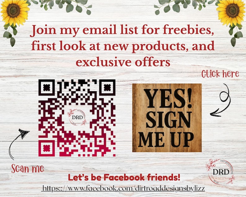 Pu&ograve; includere: Grafica promozionale con sfondo in legno, girasoli e verde. Il testo recita: "Iscriviti alla mia mailing list per omaggi, anteprime di nuovi prodotti e offerte esclusive". Include un codice QR e un cartello di legno con la scritta "YES! SIGN ME UP."