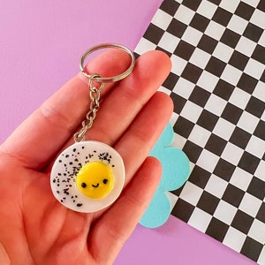 Portachiavi a forma di uovo kawaii: argilla polimerica, acciaio inossidabile