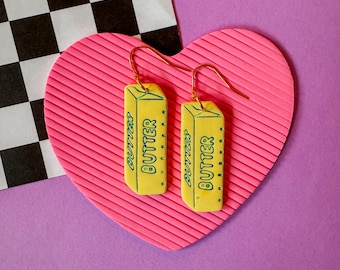 Oorbellen polymeerkleiboter | Vergulde foodie-sieraden