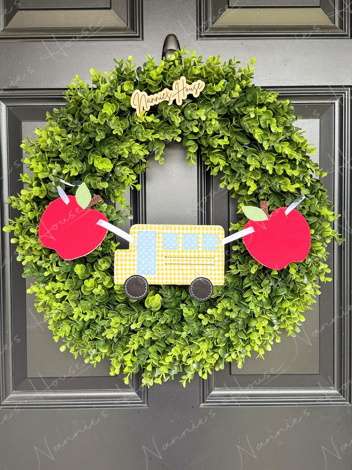 School Bus Back to School Themed Wreath Banner | Teacher Door Hanger ...