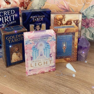 3 card Oracle reading
