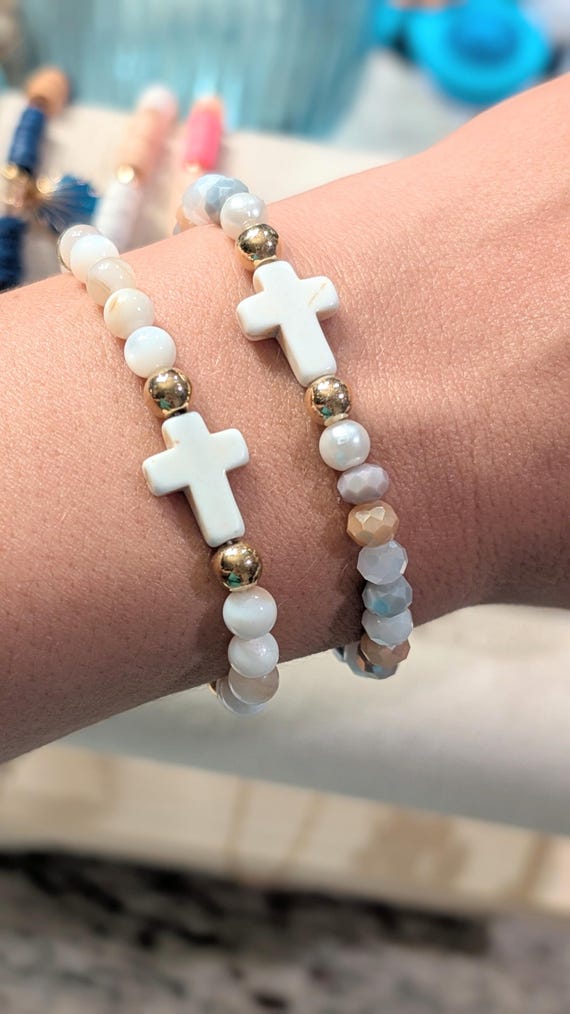 Cross Bracelet WWJD Bracelet Christian Bracelet Beaded