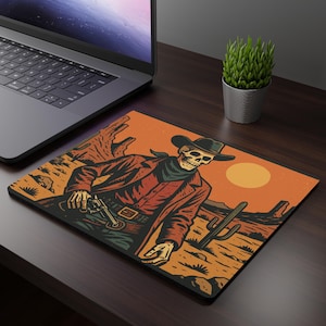 Retro Cowboy Skelett Maus Pad, Gothic Western Schreibtischmatte, Vintage Outlaw Illustration, Surreales Schreibtischzubehör, Dark Western Dekor, Einzigartig