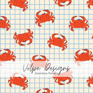 Puede incluir: Patrón sin costuras con cangrejos naranjas sobre un fondo crema con un patrón de cuadrícula azul claro. Los cangrejos están estilizados con contornos oscuros. El texto "Volpe Designs" y "Seamless Pattern" también está presente.