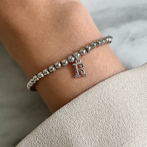 Pulsera de letras con cuentas de plata, pulsera con inicial personalizada, pulsera elástica apilable, pulsera de cuentas con dije de letra, pulsera de la amistad