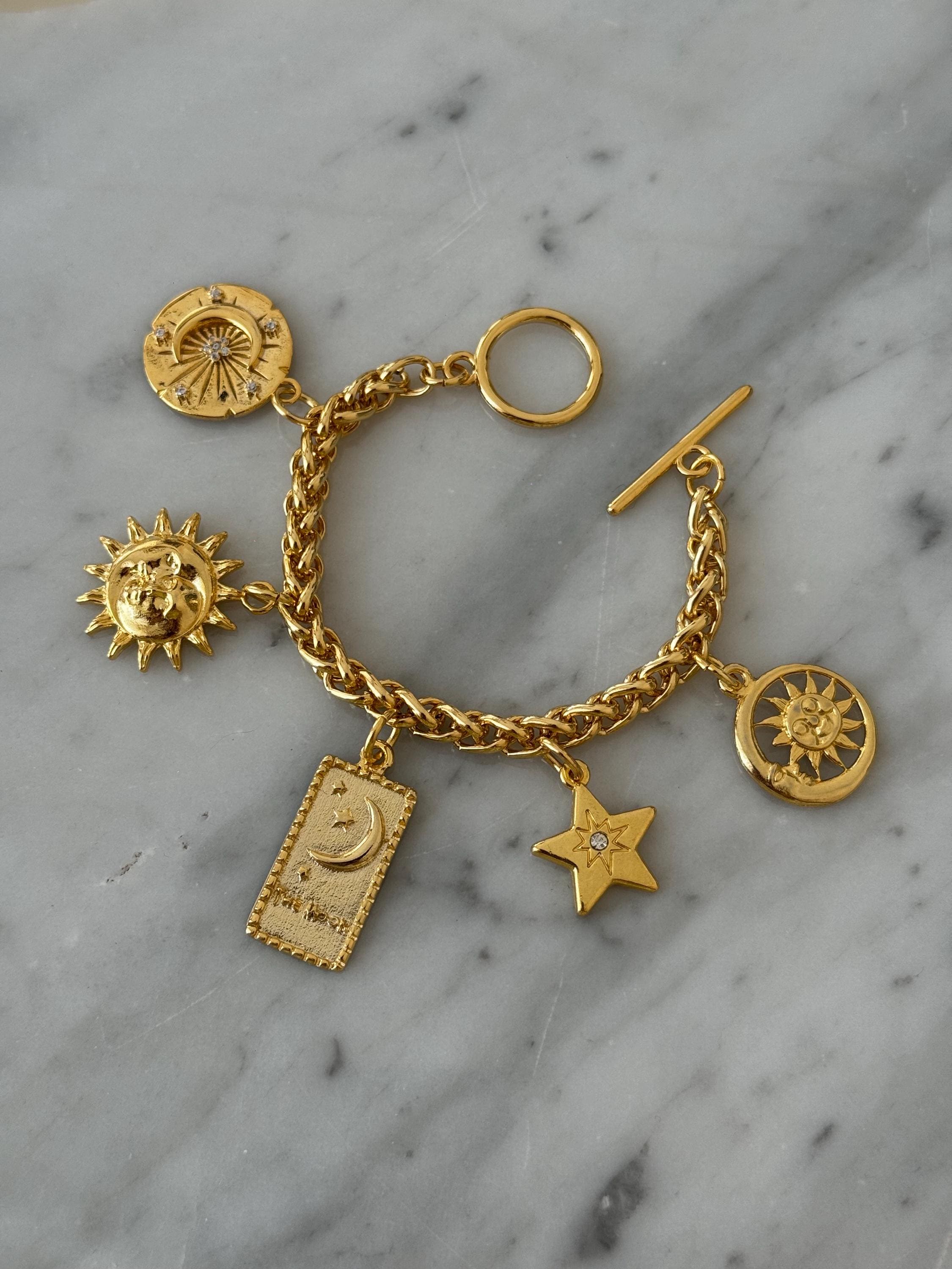 Gold Tone Celestial Bracelet, Sun, Moon & Star Toggle Clasp  display picture 2