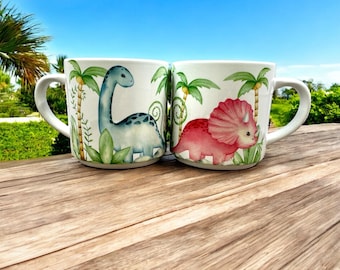 2er Set weiche Dinosaurier Kaffeetasse weiße Keramik, Dinosaurier, Geschenk, heißes Getränk, Triceratops, Brontosaurus Baby Dino