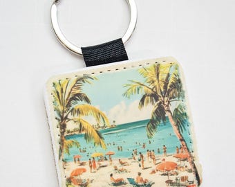 Retro 60s Beach Keychain, Keyring, square keychain, accessory, faux leather, gold glitter, summer, ocean, sun bathing, key ring, small gift