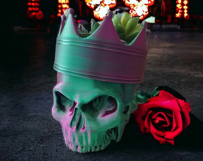 Majestic Skull Planter - Striking 3D Printed King Crown Design, Ideal for Indoor Plants, Creative Housewarming Gift