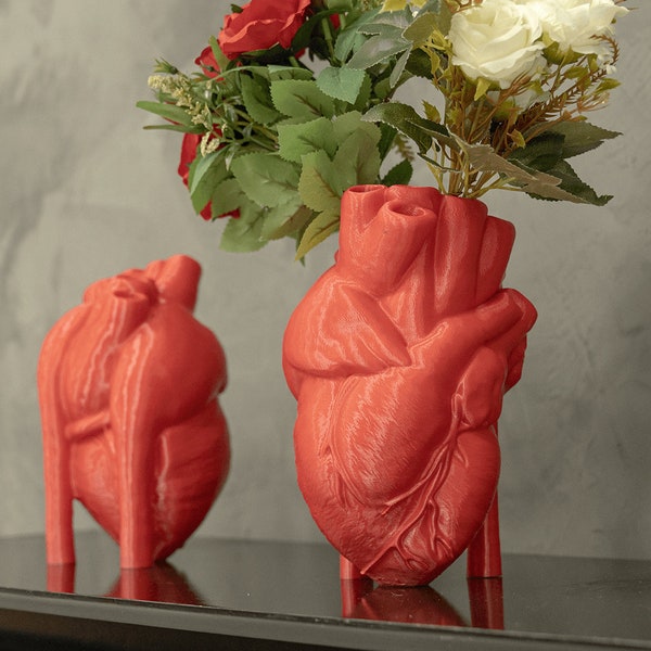 Unique Anatomical Heart Vase, 3D Printed Modern Home Decor, Artistic Flower Holder, Perfect Gift for Medical Professionals