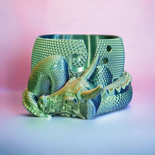 Horned dragon yarn bowl! Great gift