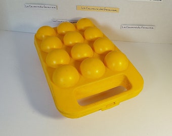 Vintage egg box 1970 SoupleDur/yellow rigid plastic/12 eggs/chicken/made in France/home decoration/storage/kitchen/transport/