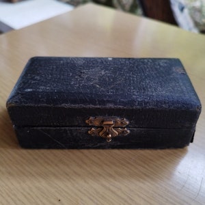 Vintage flea market safety razor STAR Kampfe Bros New York 1900 old-fashioned beard shaving box history collection