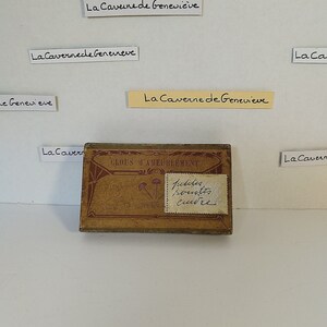 Vintage boîte clous d ameublement 1920/petites pointes à têtes en cuivre/boîte ancienne/accessoire tapissiers/tissus/artisanat/bricolage/art