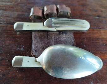 Vintage 19th-century folding travel cutlery set in steel and bone, in its leather case, picnic cutlery, antique, flea market find, collectible
