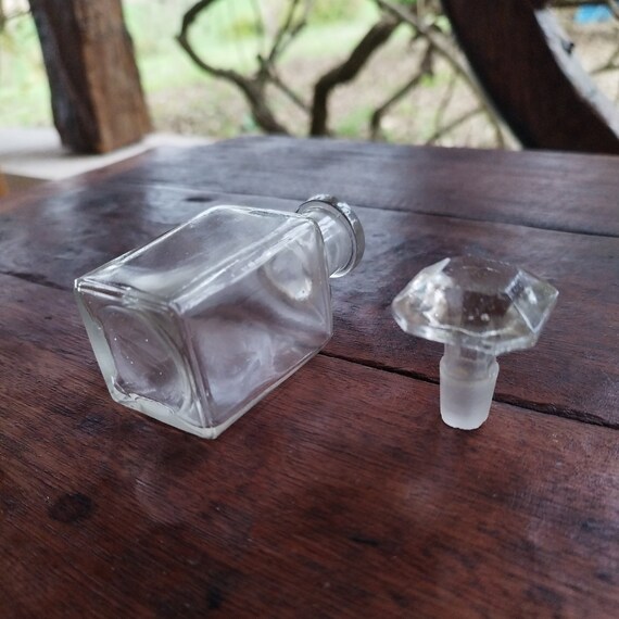 Vintage vial/old glass perfume bottle with cap/ra… - image 5