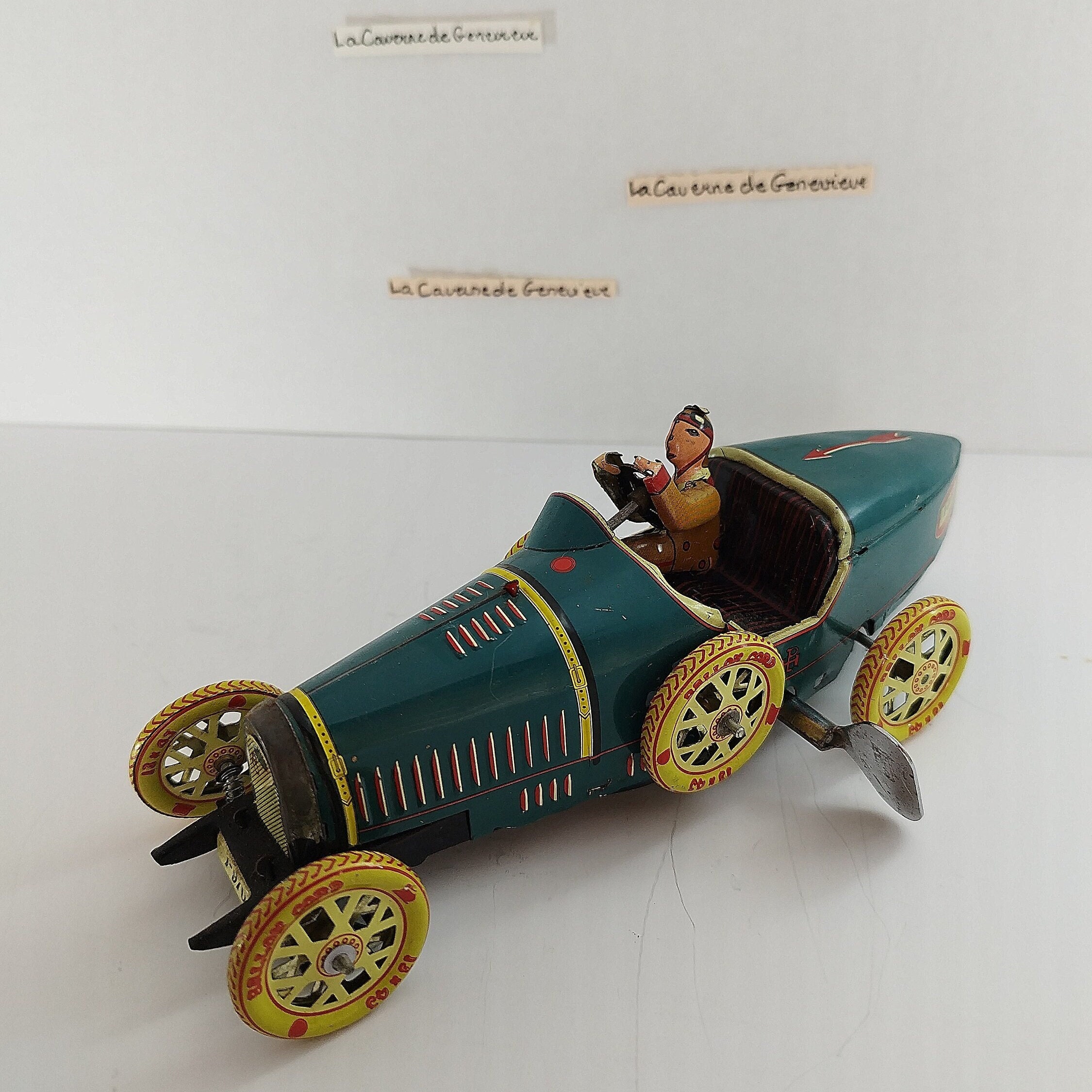 Maquette de voiture ancienne bugatti 1920 métal étain collection