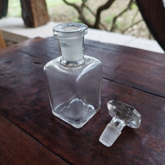 Vintage vial/old glass perfume bottle with cap/ra… - image 7