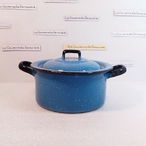 Vintage blue enameled saucepan/Quality Guerrero brand casserole dish/Portuguese kitchen accessory/Enameled metal/Collection/Decoration