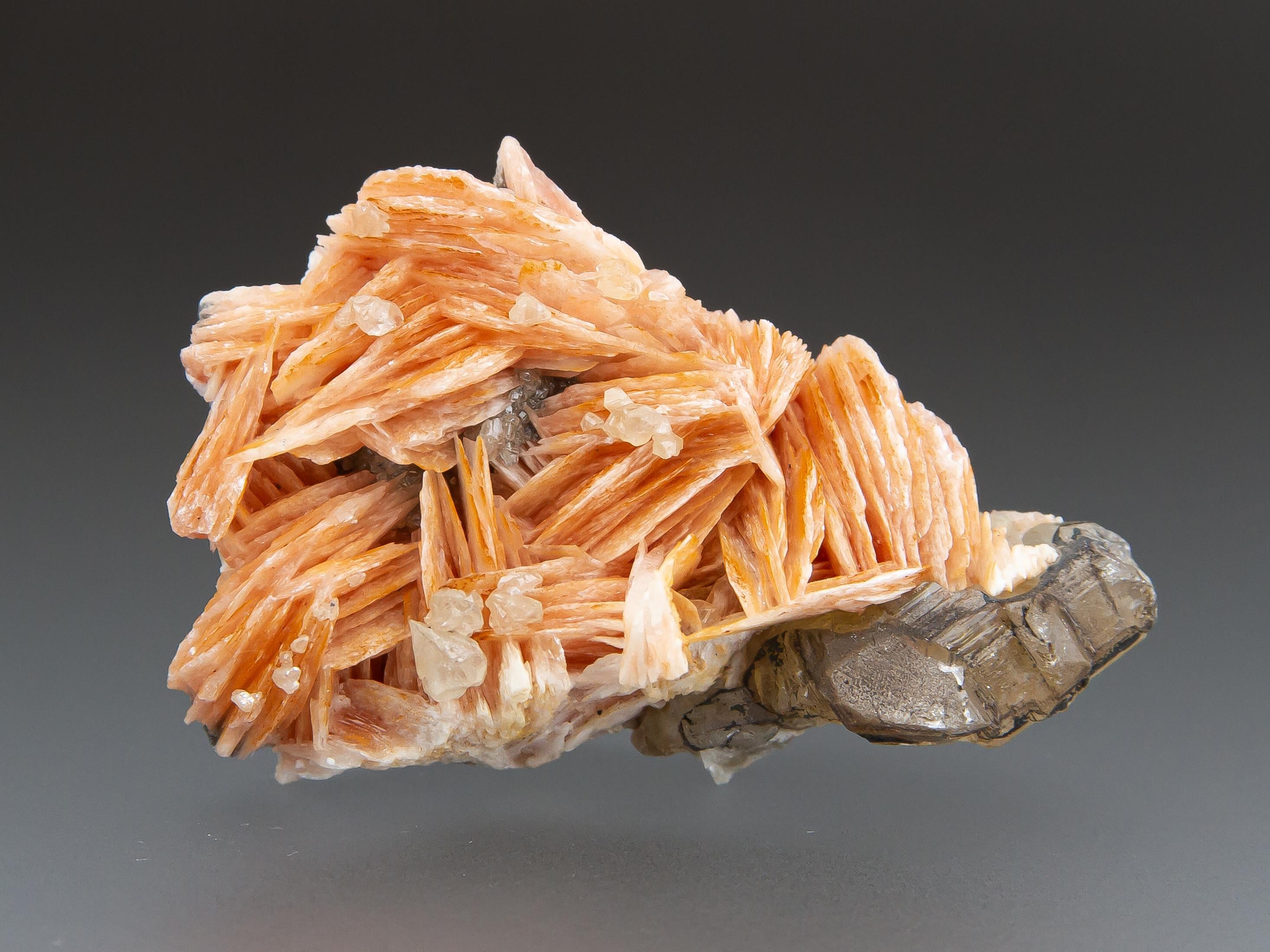 Adamantine Mineral Example