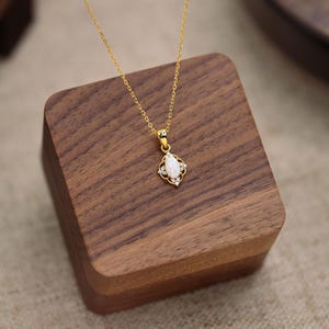 Sterling Silver Opal Necklace – Vintage Natural Opal –  18K Gold Plated Pendant Necklace – Christmas Gift for Her, Mom or Daughter