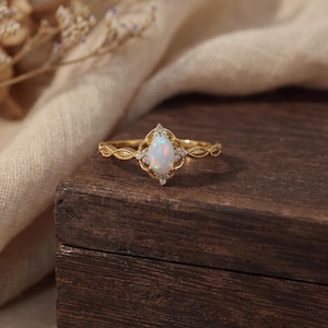 Sterling Silver Opal Ring – Vintage Natural Opal Ring – 18K Gold Plated Ring – Gift for Her – Mother's Day Gift