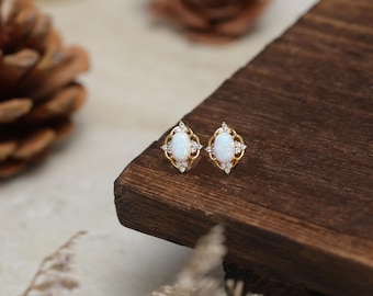 Sterling Silver Opal Earrings– Vintage Natural Opal Earrings– 18K Gold Plated Earrings– Mother's Day Gift for Her, Mom or Daughter