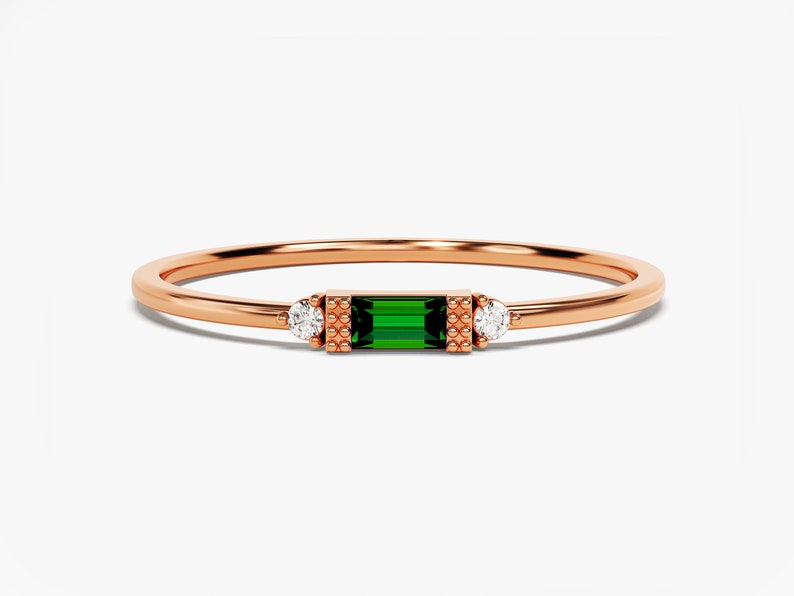 Baguette Emerald Ring / Thin Emerald Band / 14k Solid Gold Baguette Gemstone Ring / Minimalist Birthstone Ring for Women / Gift for Mom image 7