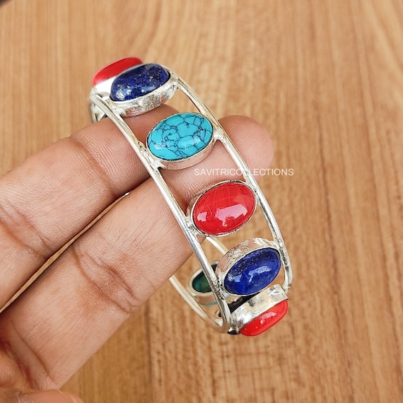 ターコイズ ラピスラズリ カフバングル ターコイズ、ラピスラズリ、レッドコーラルのマルチストーンバングル