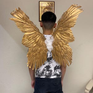 Golden Real Feather  Butterfly  Angel Wings –28&quot; Wide x 24&quot; Tall | Large Dyed-Gold Halloween Fairy Feather Angel Wings for Adults Men Women