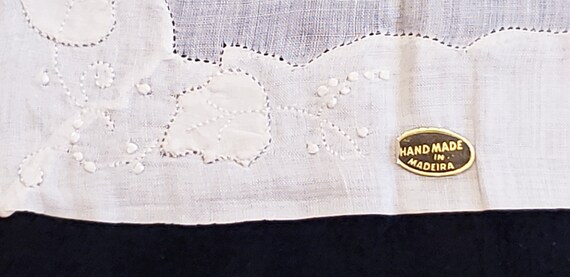 Vintage Women's Handkerchiefs (pair) - image 4