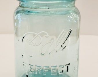 Vintage 1923-33 Ball "Perfect Mason" 1-Pint Canning Jar