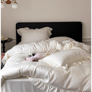 Siky Soft Ruffle Duvet Cover Set, Tencel Jacquard Bedding Set, Luxury 4-piece set, Bedding Aesthetics