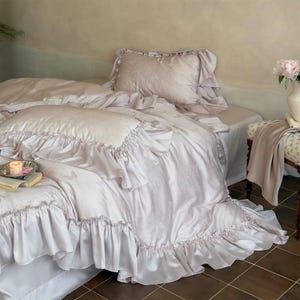 Romance Siky-Soft Bedding Set, Lyocell Jacquard Ruffle Duvet Cover Set, Pink Bedding Set, 4pcs Bedding Set, Bedding Aesthetics