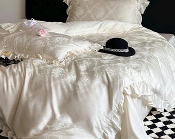 Siky Soft Ruffle Duvet Cover Set, Tencel Jacquard Bedding Set, Luxury 4-piece set, Bedding Aesthetics