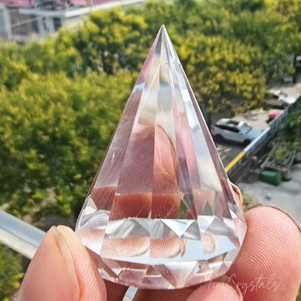 High Transparency 12Facets Clear Quartz Vogel Crystals Point