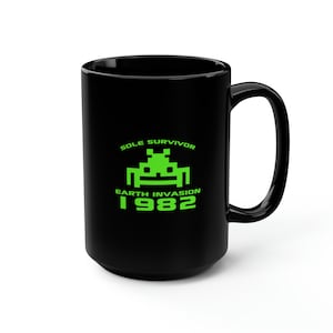 Earth Invasion 1982 Becher, 15oz