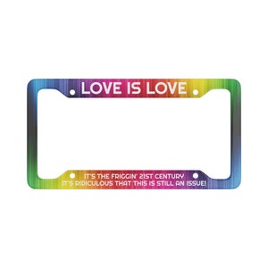 Ramka na tablicę rejestracyjną Love is Love III