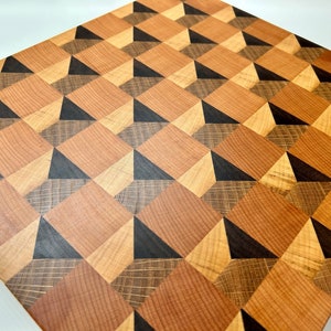 Planche artisanale fait main en bois de bout effet 3D, chêne, hêtre, noyer, érable