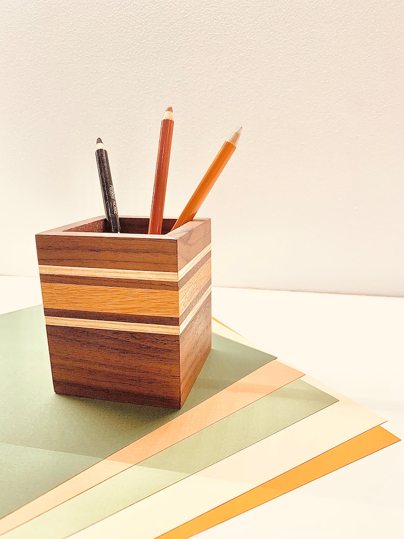 Pot à crayons en bois massif fait main, organiseur de bureau, noyer, chêne, érable, finition huilée naturelle image 4