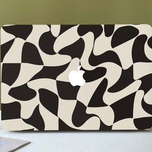 Czarno-biała wygięta kratka spersonalizowana obudowa Macbook Pro 14 M1 Macbook Air 13 Macbook Pro 13 Pro 14 16 15 M2 A2681 2022 Pomysł na prezent