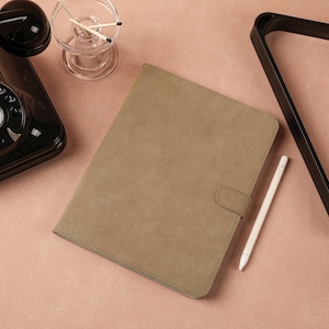 Dark Khaki Closure Leather iPad Case for iPad Air 5 iPad 10 10.9&quot; 2022 iPad Pro 12.9&#39;&#39; 2021 Pro 11&quot; 2022 iPad Mini 6 Case, iPad Cover